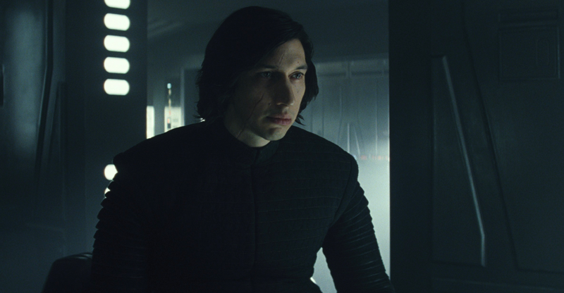 Illustration for article titled The 24 Biggest Questions We Have After Seeing Star Wars: The Last Jedi